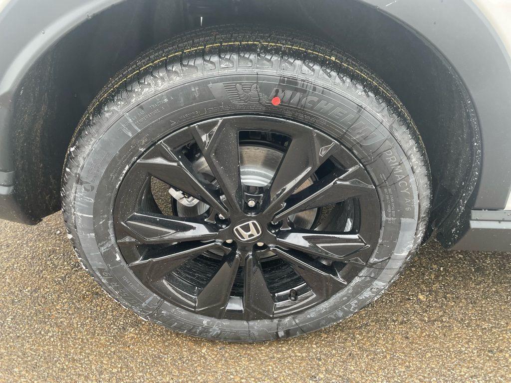 new 2026 Honda CR-V Hybrid car, priced at $42,455