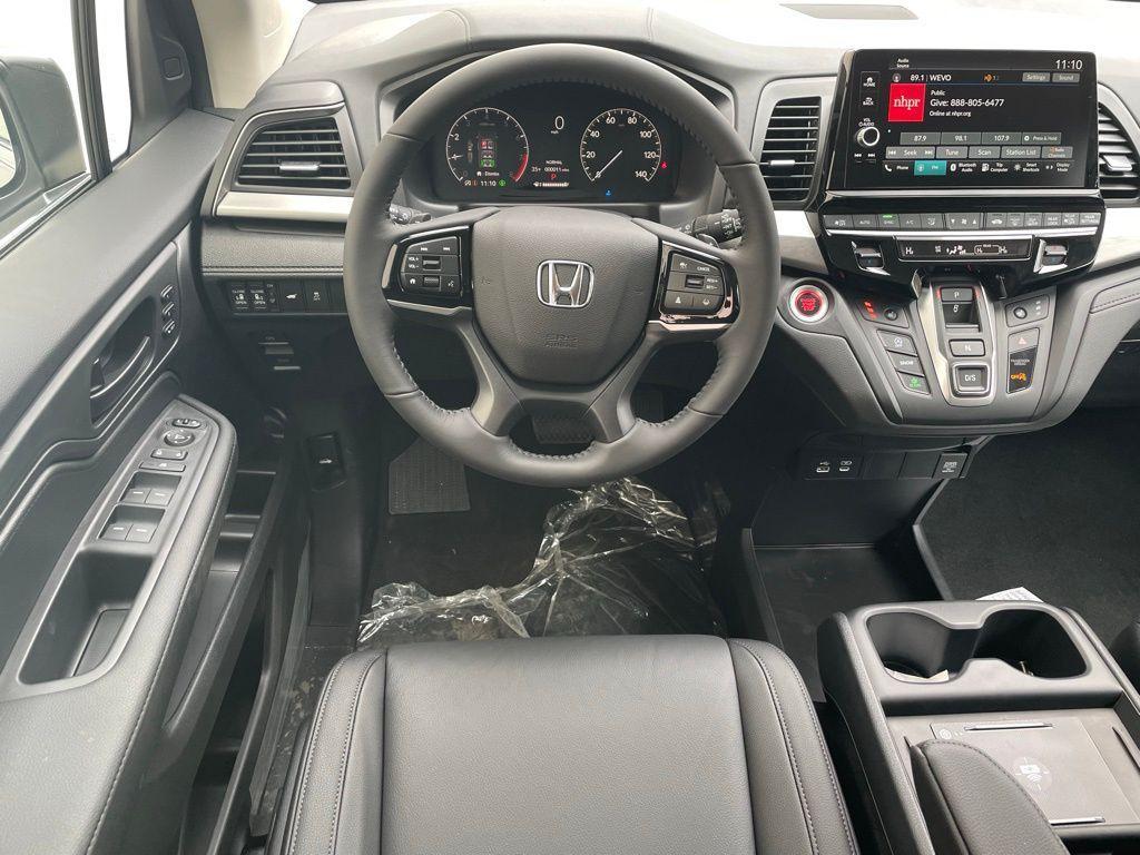 new 2026 Honda Odyssey car, priced at $42,683