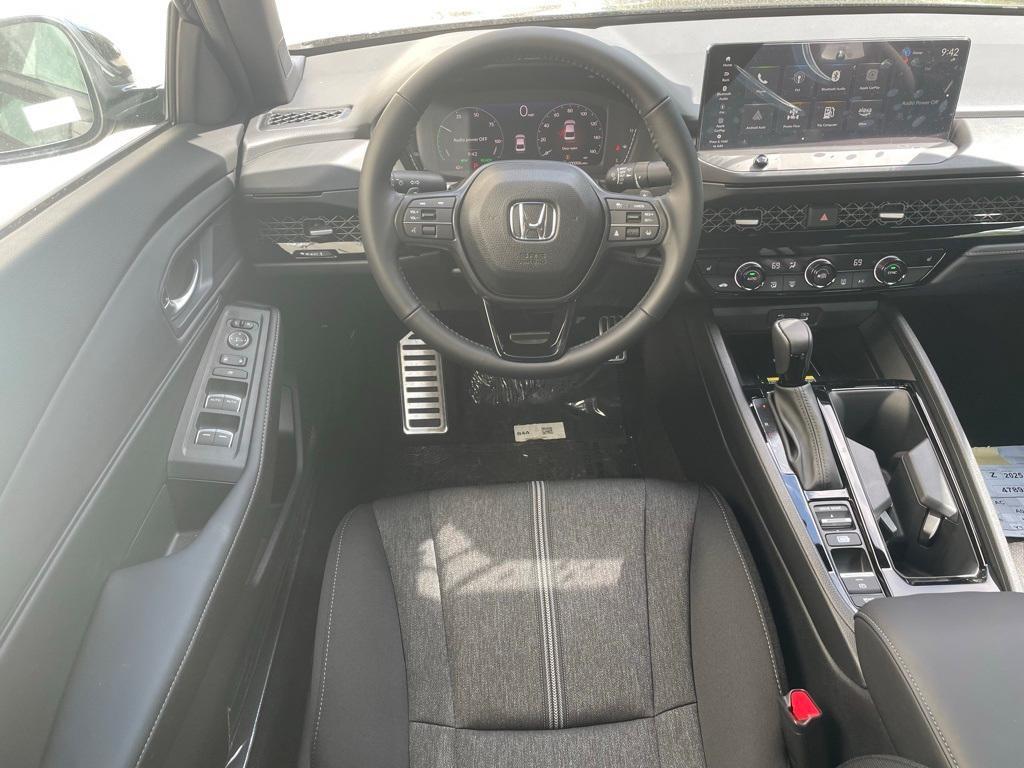new 2025 Honda Accord Hybrid car, priced at $33,223