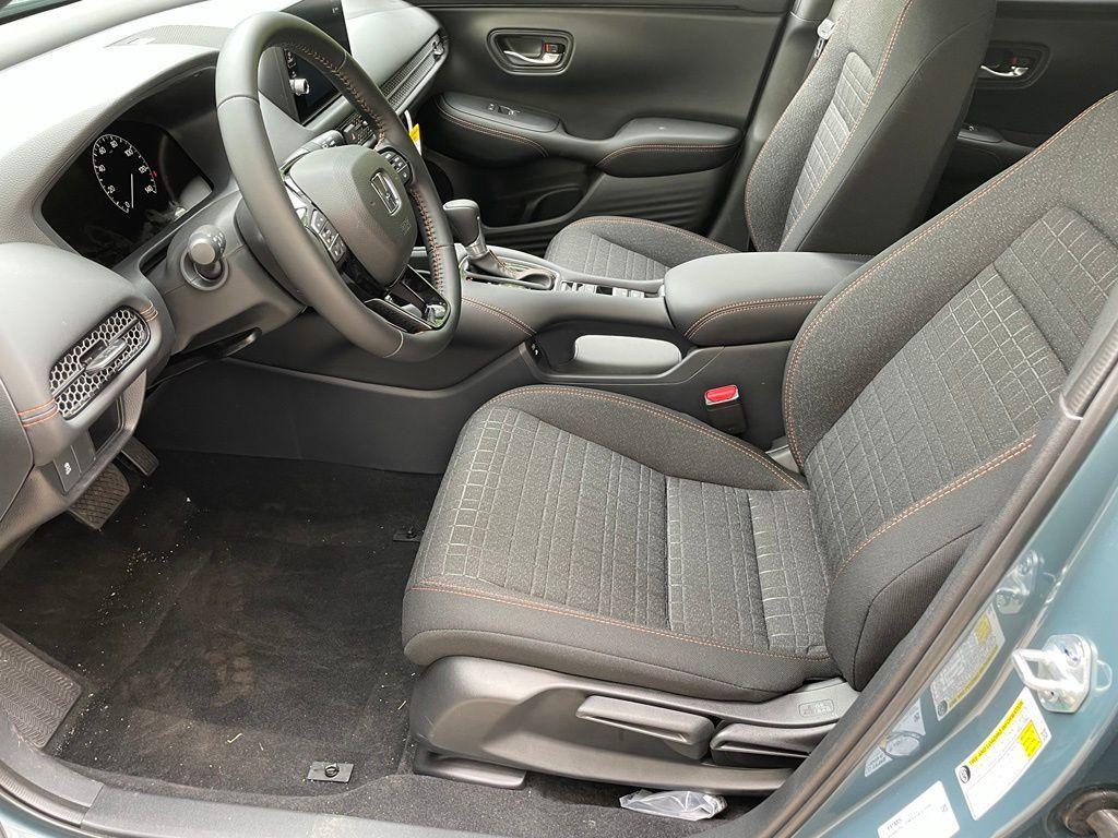 new 2027 Honda HR-V car, priced at $31,327
