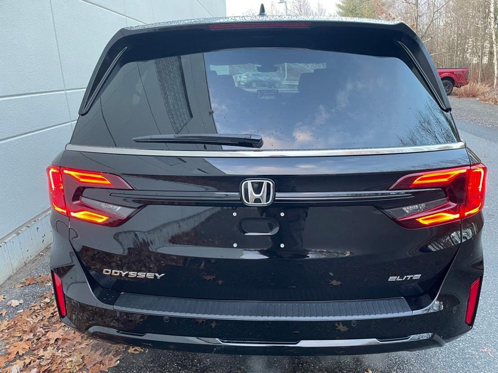 new 2026 Honda Odyssey car, priced at $50,690