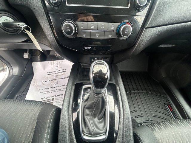 used 2020 Nissan Rogue car, priced at $17,644