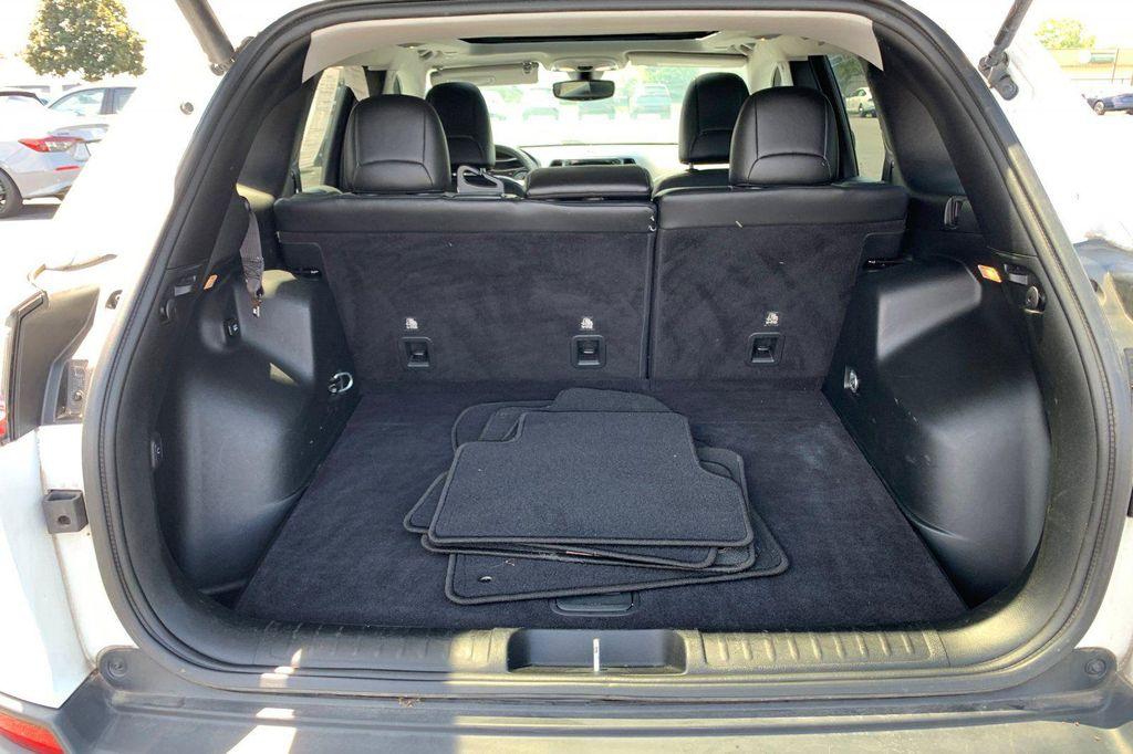used 2019 Jeep Cherokee car, priced at $18,790