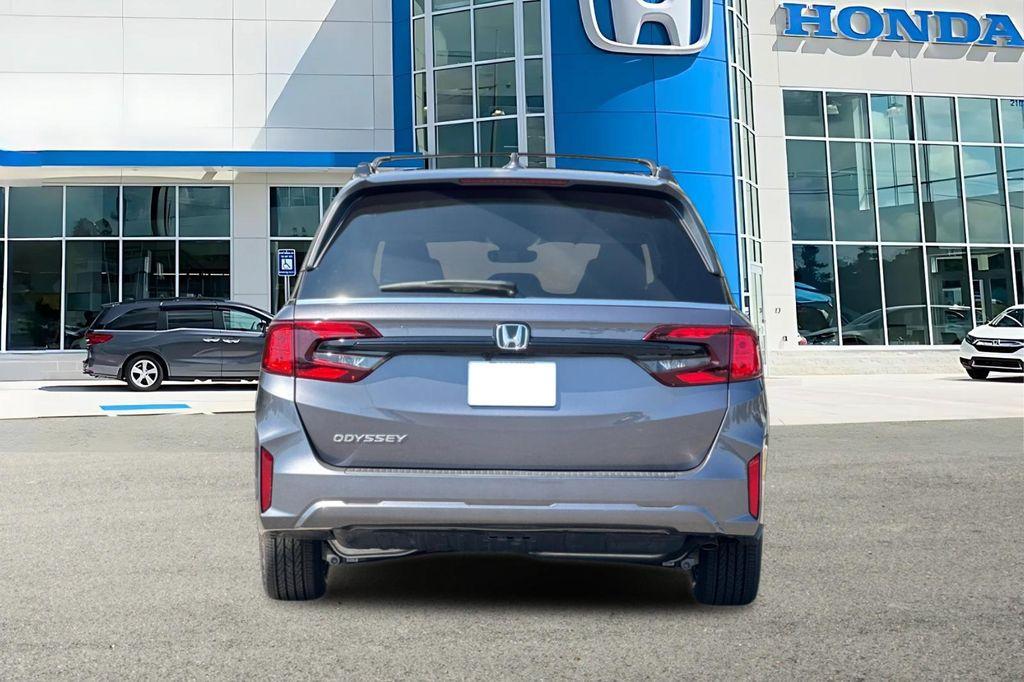 new 2026 Honda Odyssey car, priced at $44,885