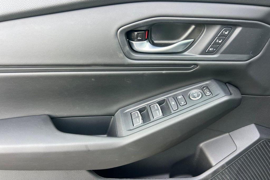 new 2026 Honda Accord Hybrid car, priced at $36,290