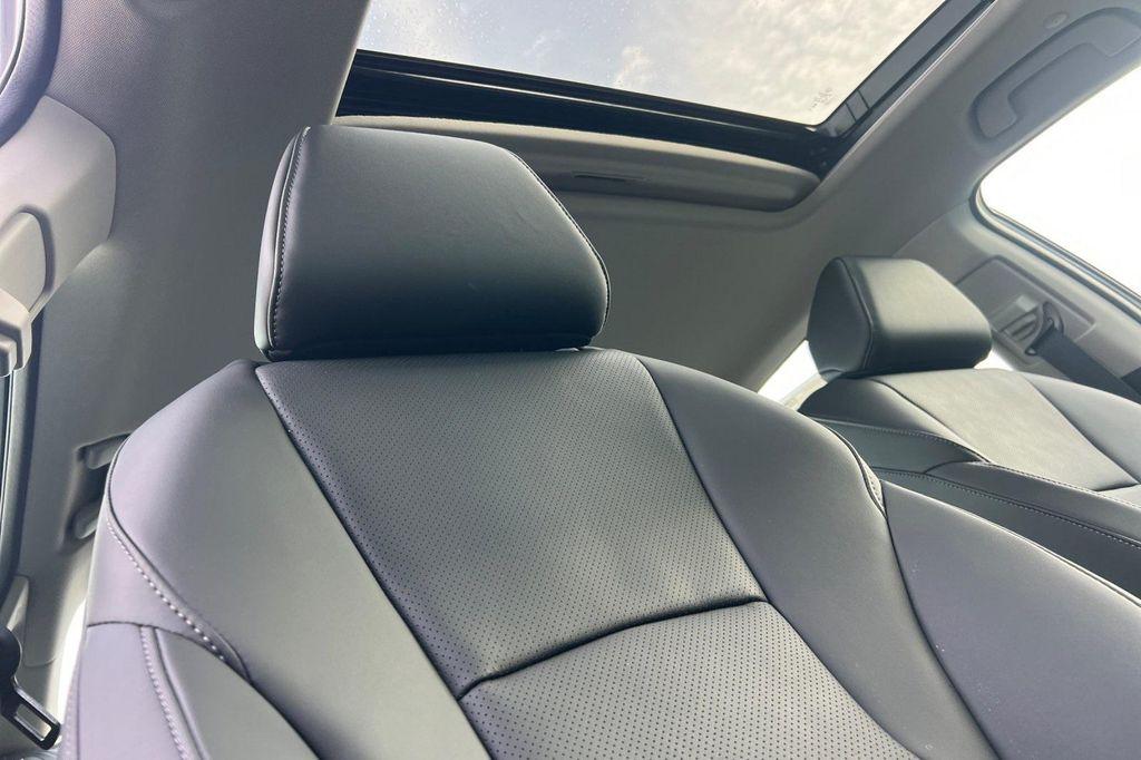 new 2026 Honda Accord Hybrid car, priced at $36,290