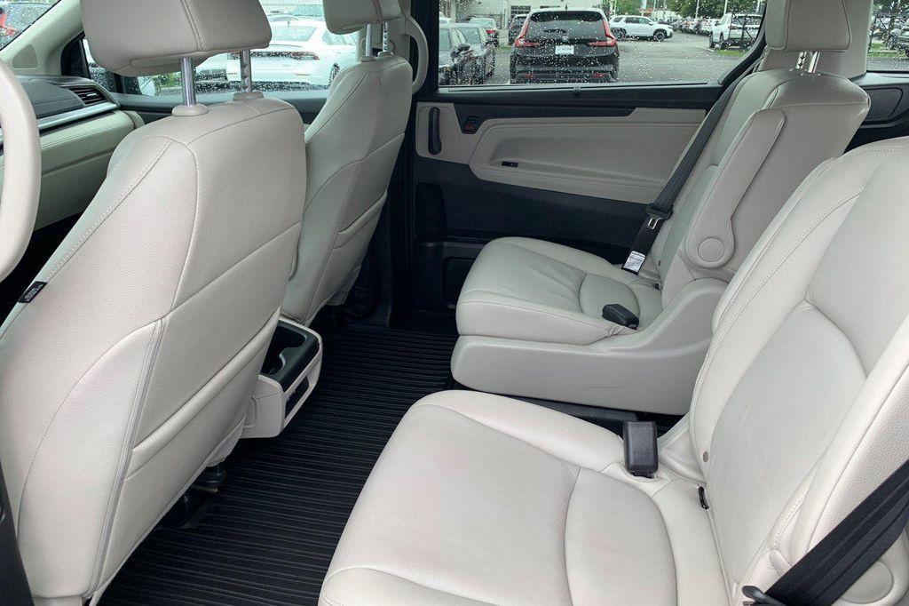 used 2025 Honda Odyssey car, priced at $39,299
