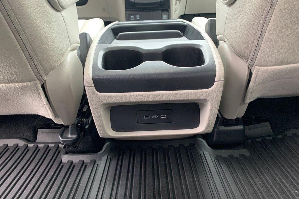 used 2025 Honda Odyssey car, priced at $39,299