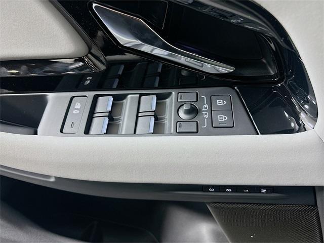 new 2026 Land Rover Range Rover Evoque car, priced at $59,285