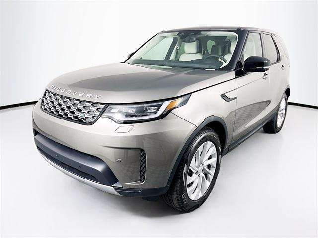 used 2024 Land Rover Discovery car, priced at $47,995