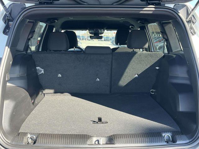 new 2026 Jeep Cherokee car, priced at $40,220