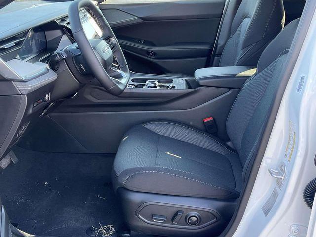 new 2026 Jeep Cherokee car, priced at $40,220