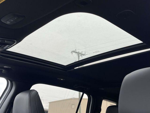 new 2026 Jeep Cherokee car, priced at $44,810