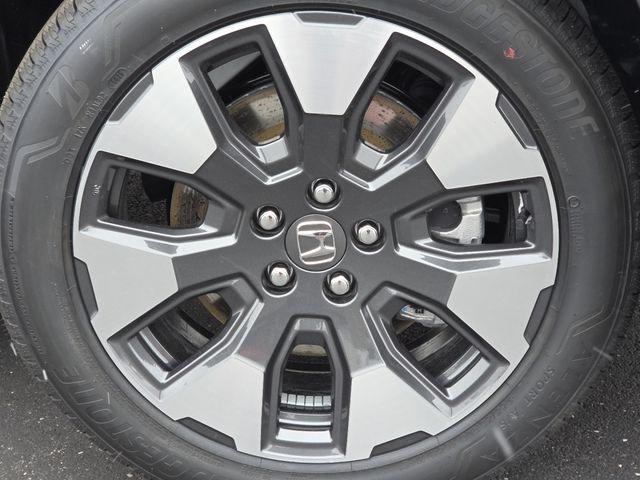 new 2026 Honda Pilot car, priced at $57,090