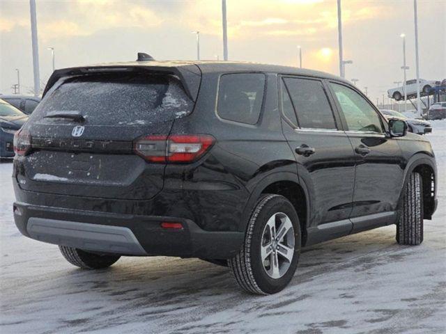 new 2025 Honda Pilot car, priced at $47,825