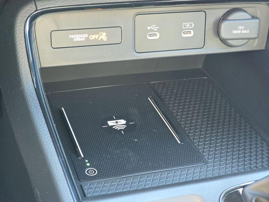 new 2026 Honda CR-V Hybrid car, priced at $41,675