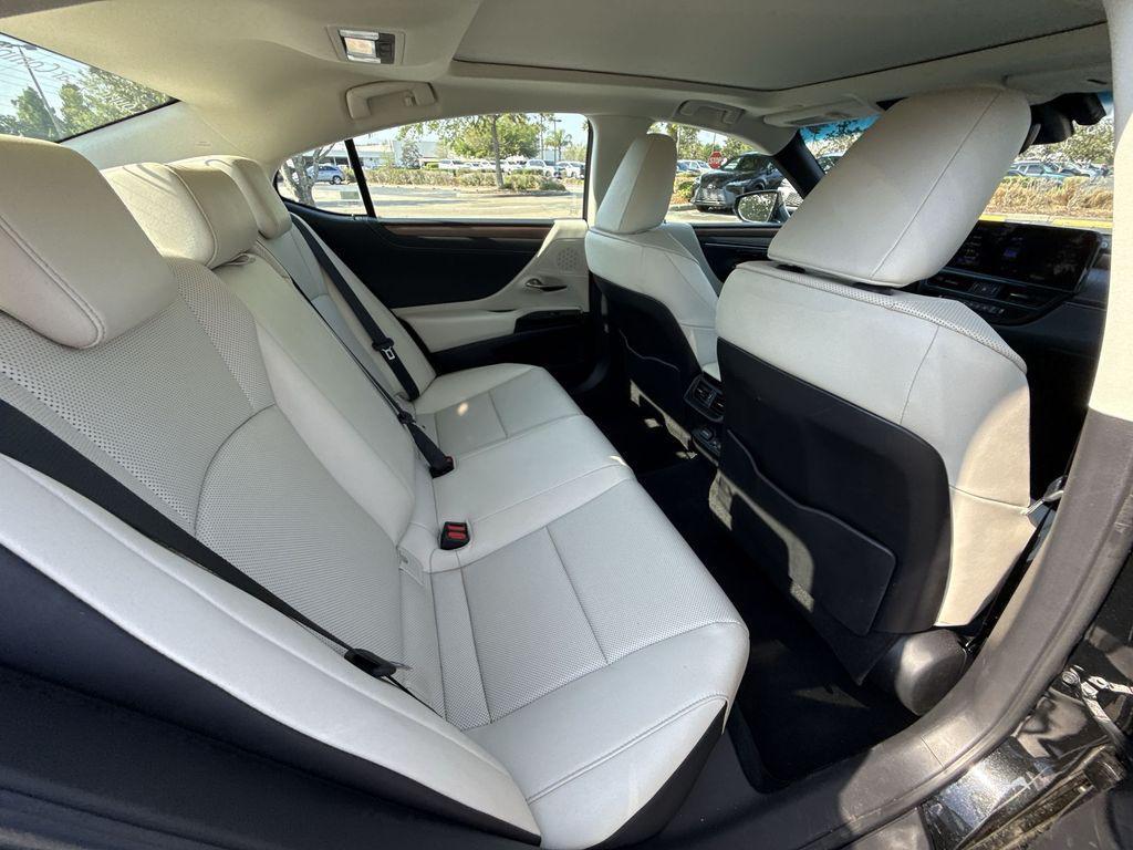 used 2025 Lexus ES 350 car, priced at $49,275