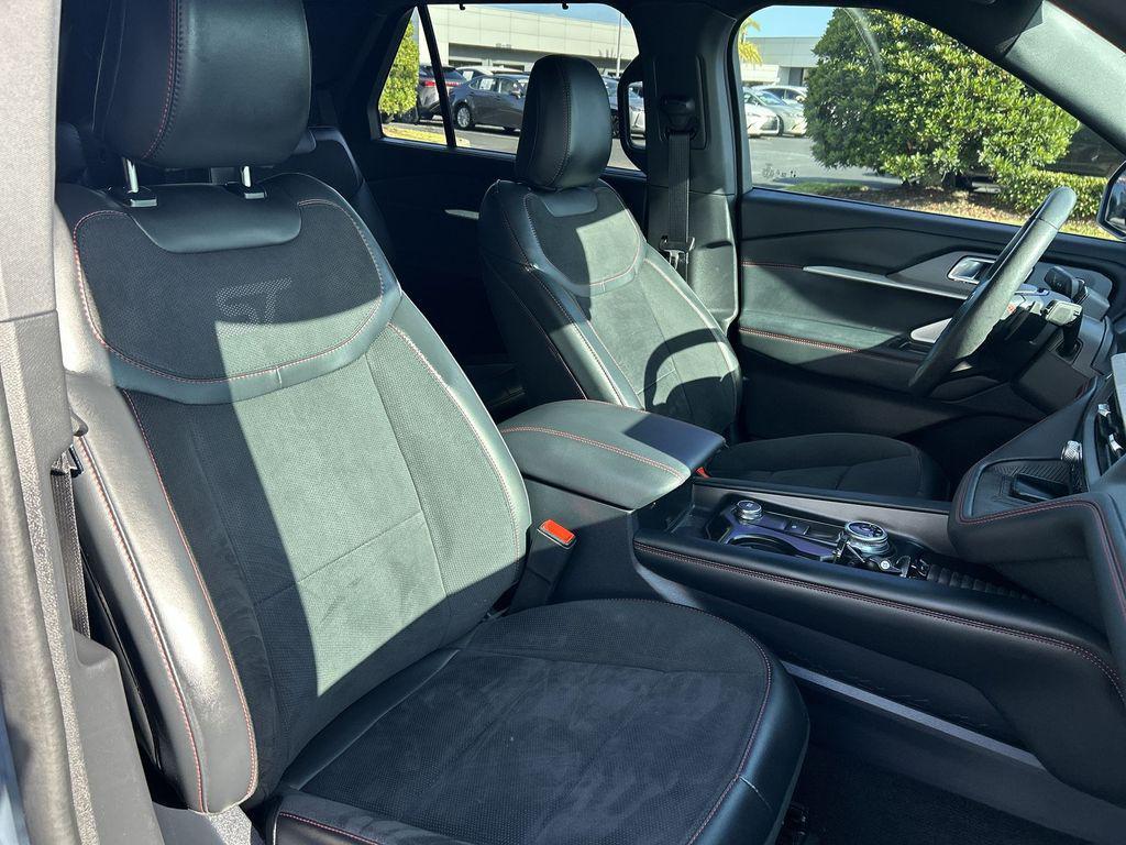 used 2025 Ford Explorer car, priced at $46,985