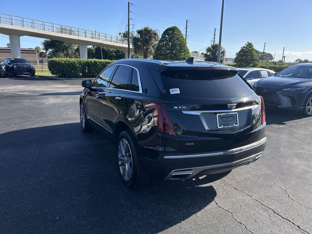 used 2024 Cadillac XT5 car, priced at $35,389