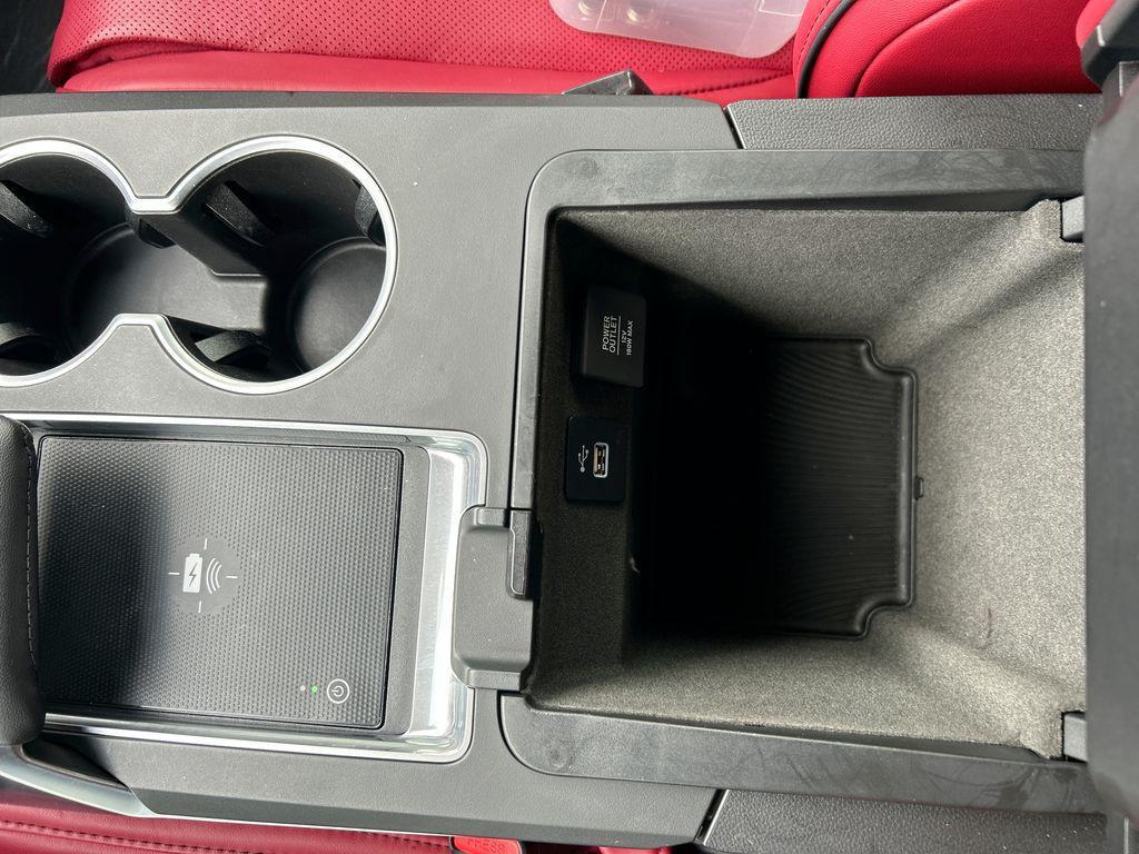 used 2022 Acura MDX car, priced at $46,671