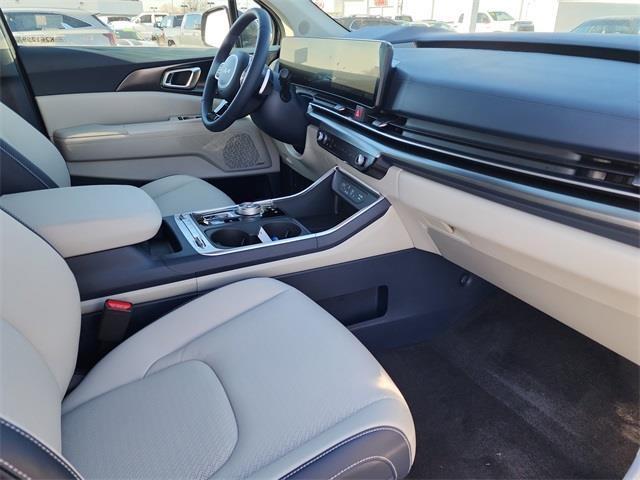 new 2026 Kia Carnival Hybrid car, priced at $51,055