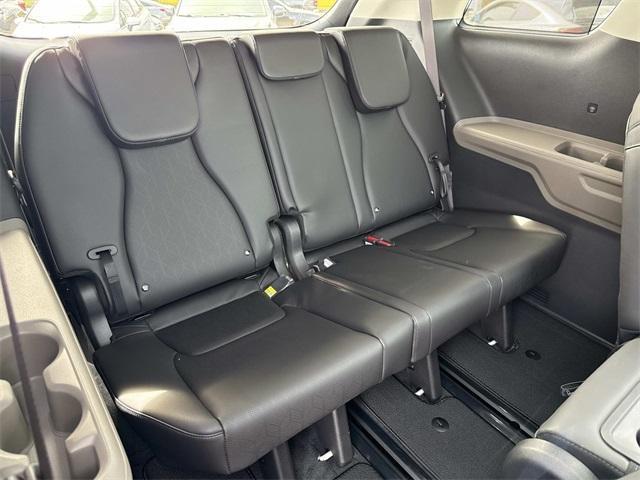 new 2026 Kia Carnival car, priced at $45,617