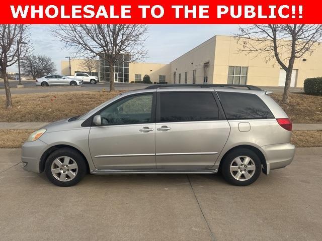 used 2004 Toyota Sienna car, priced at $6,000