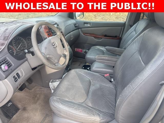 used 2004 Toyota Sienna car, priced at $6,000