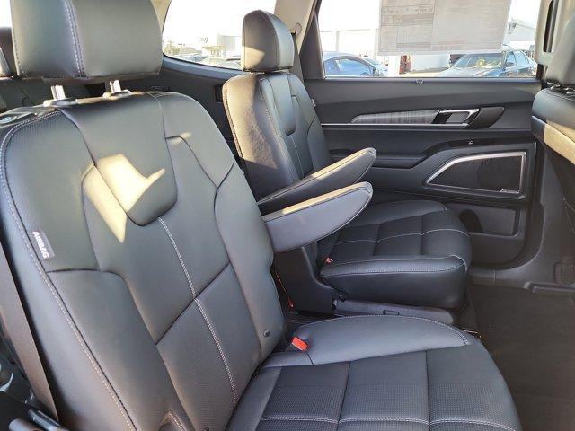 new 2025 Kia Telluride car, priced at $39,794