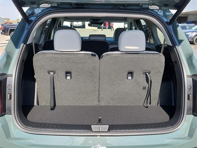 new 2026 Kia Sorento Hybrid car, priced at $34,542