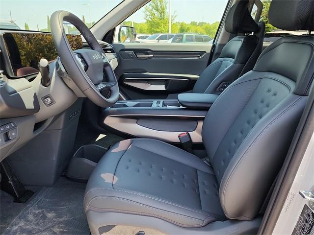 new 2026 Kia EV9 car, priced at $51,470