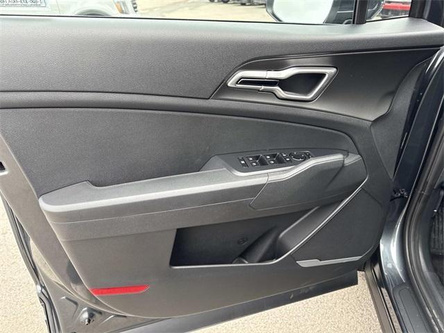 new 2026 Kia Sportage Hybrid car, priced at $29,571