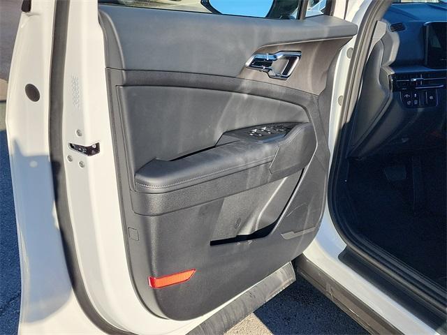 new 2026 Kia Sportage Hybrid car, priced at $35,836