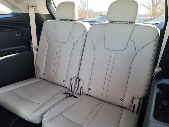 new 2026 Kia Sorento Hybrid car, priced at $37,986