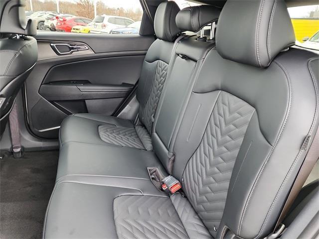 new 2026 Kia Sportage Plug-In Hybrid car, priced at $39,729