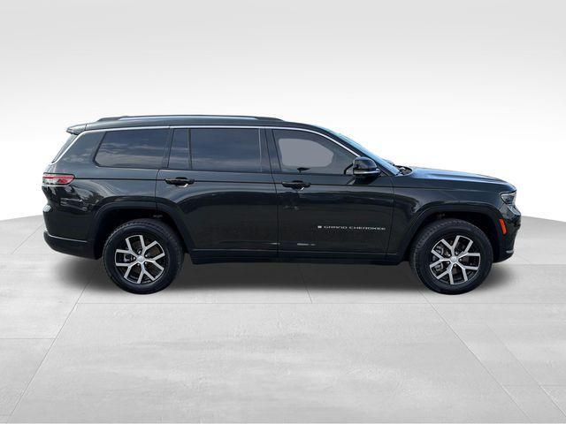 used 2023 Jeep Grand Cherokee L car, priced at $32,158