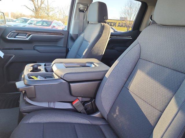 new 2026 GMC Sierra 1500 car, priced at $47,335