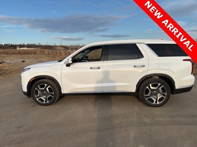used 2025 Hyundai Palisade car, priced at $38,000