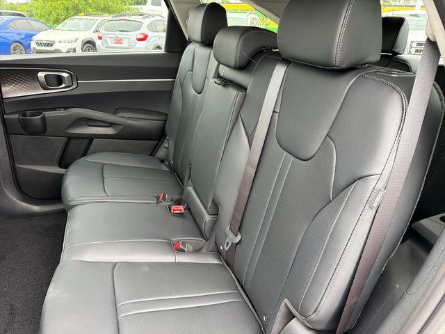 new 2026 Kia Sorento Hybrid car, priced at $36,556