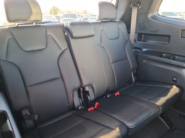 new 2025 Kia Telluride car, priced at $50,318