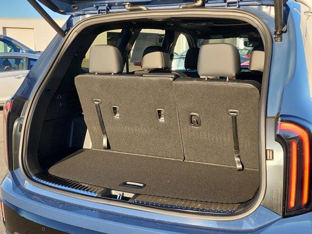 new 2025 Kia Telluride car, priced at $50,318