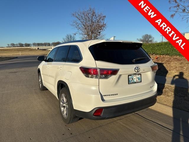 used 2015 Toyota Highlander car, priced at $17,000