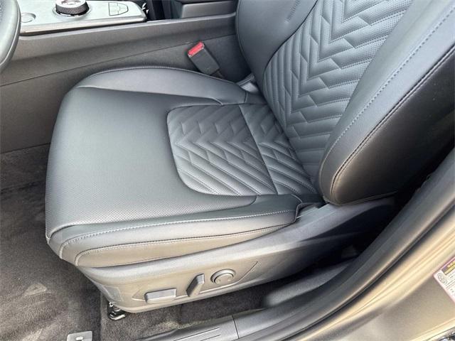 new 2026 Kia Sportage Plug-In Hybrid car, priced at $46,107