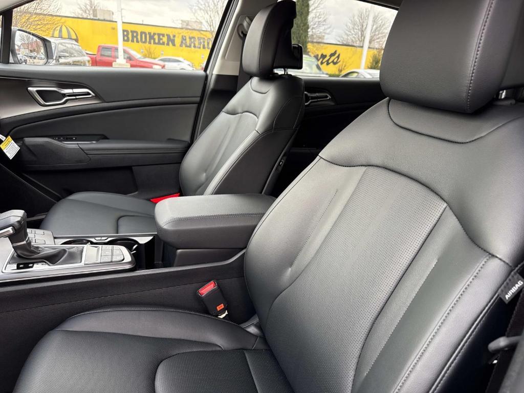 new 2026 Kia Sportage car, priced at $30,969