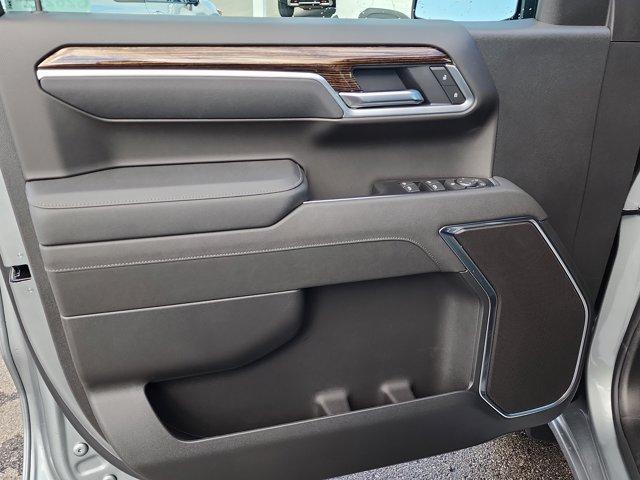 new 2026 GMC Sierra 1500 car, priced at $47,335