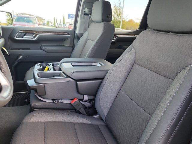 new 2026 GMC Sierra 1500 car, priced at $47,335