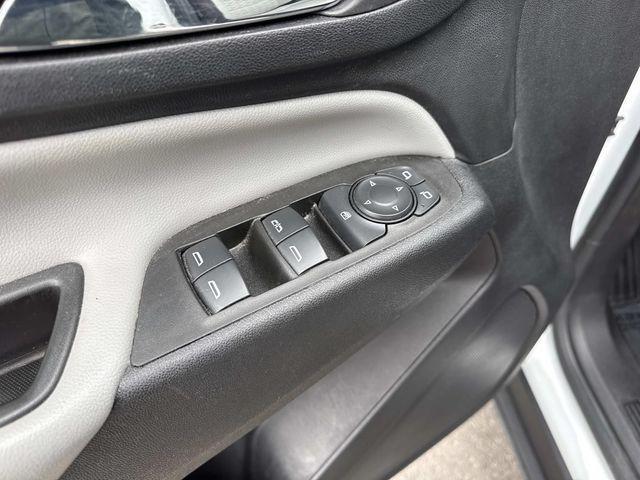 used 2022 Chevrolet Equinox car, priced at $16,500