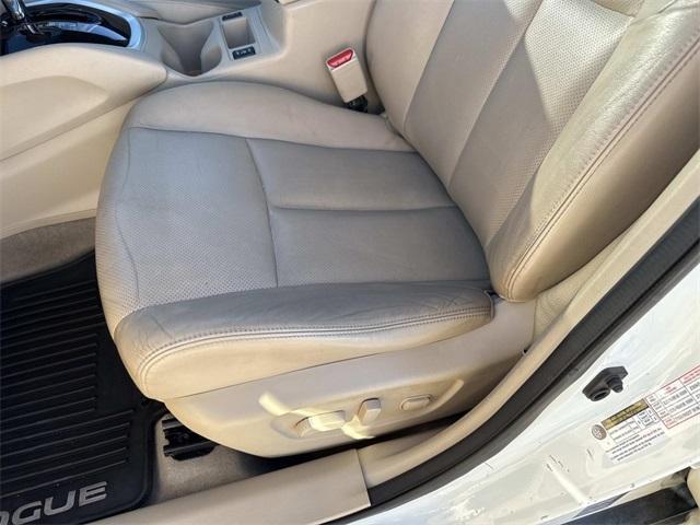 used 2014 Nissan Rogue car, priced at $6,000