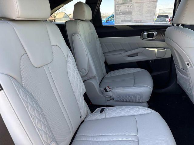 new 2026 Kia Sorento Hybrid car, priced at $41,216