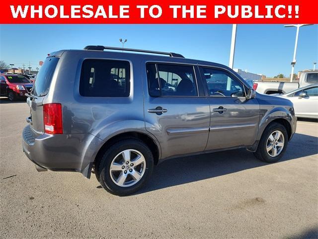 used 2011 Honda Pilot car, priced at $6,000